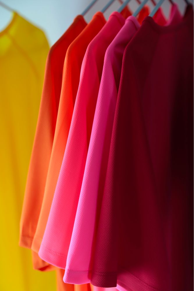 Футболка унисекс Sporty 140, красная — изображение 5