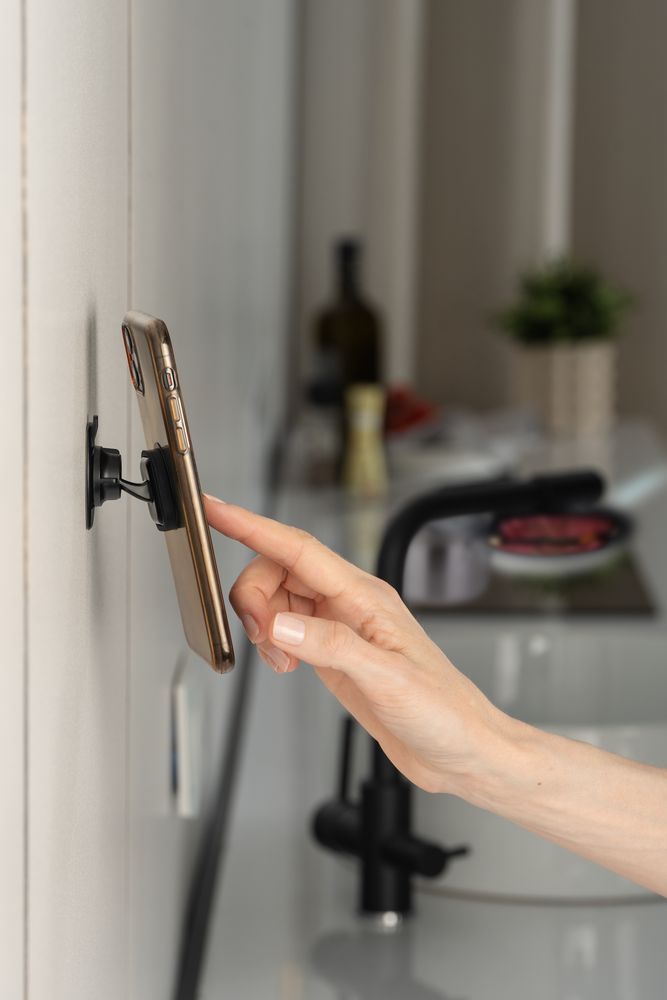 Магнитный держатель для смартфонов Finch, черный — изображение 9