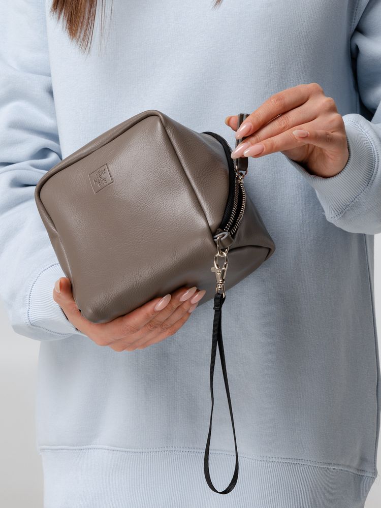 Дорожная косметичка Cubo, серая с логотипом — изображение 10