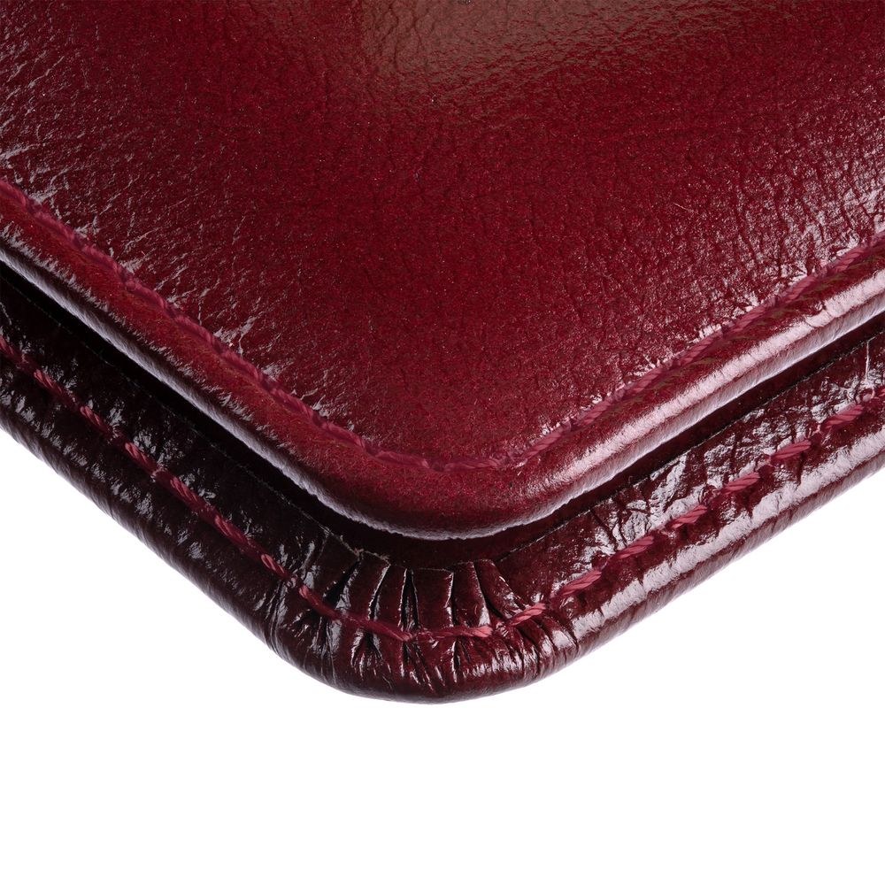 Обложка для паспорта Signature, бордовая — изображение 7