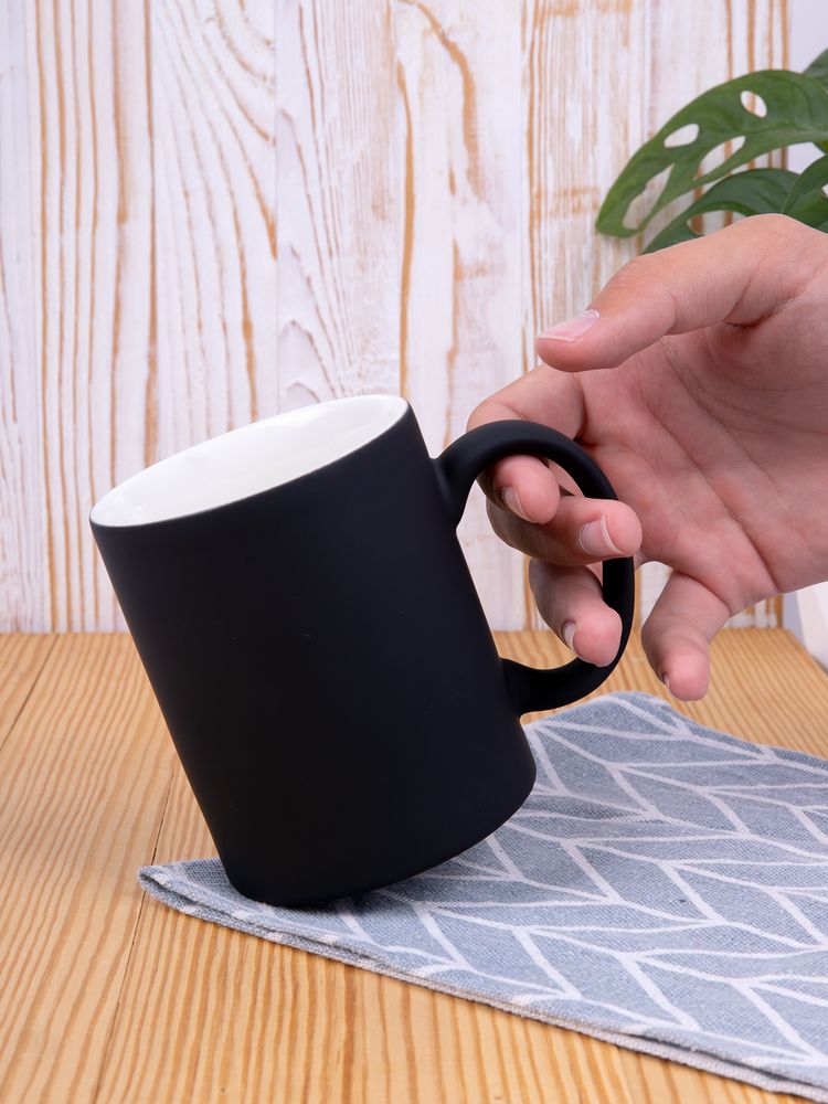 Кружка Promo Soft c покрытием софт-тач, черная — изображение 4