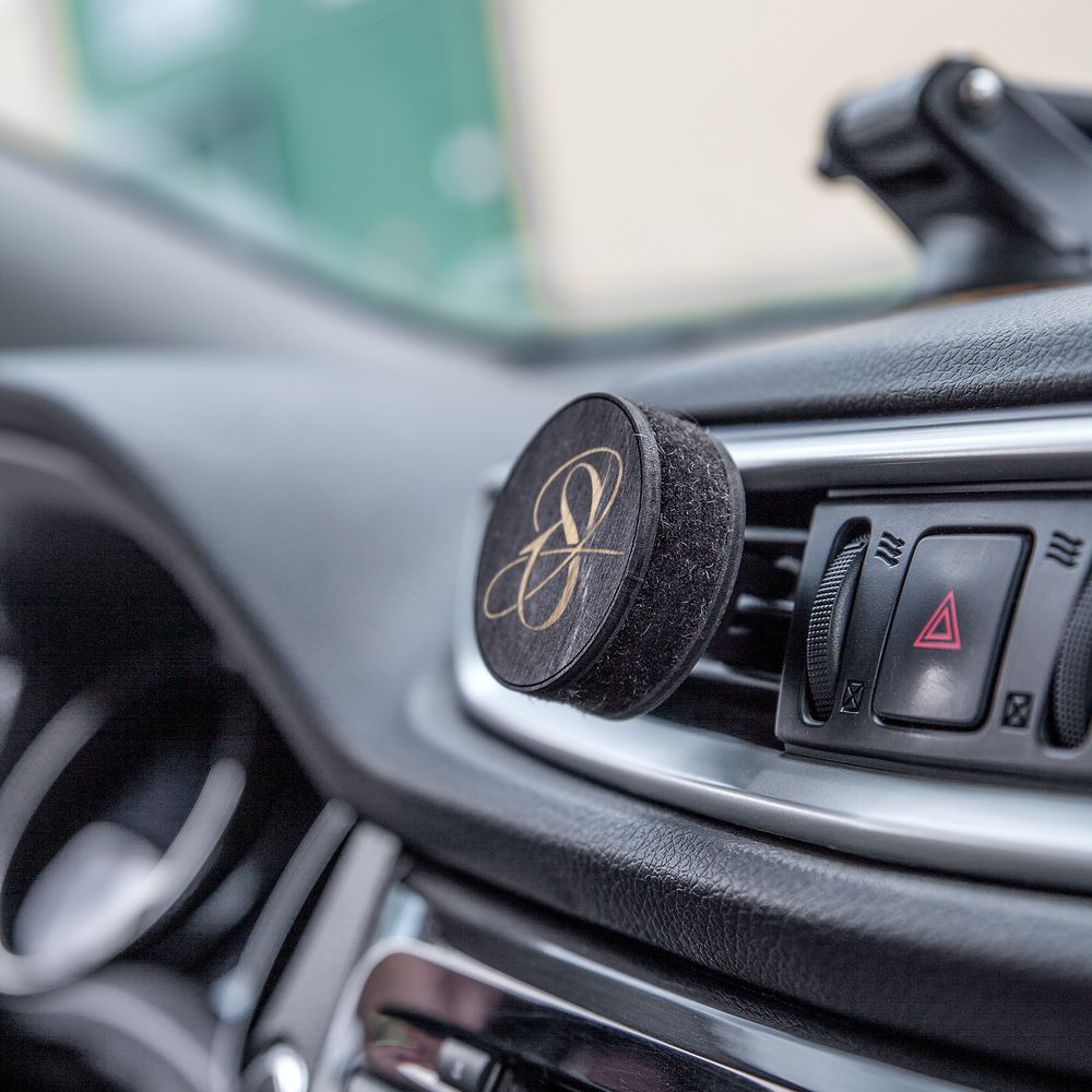 Ароматизатор в машину Sentir Deflector, черный, табак и ваниль — изображение 8