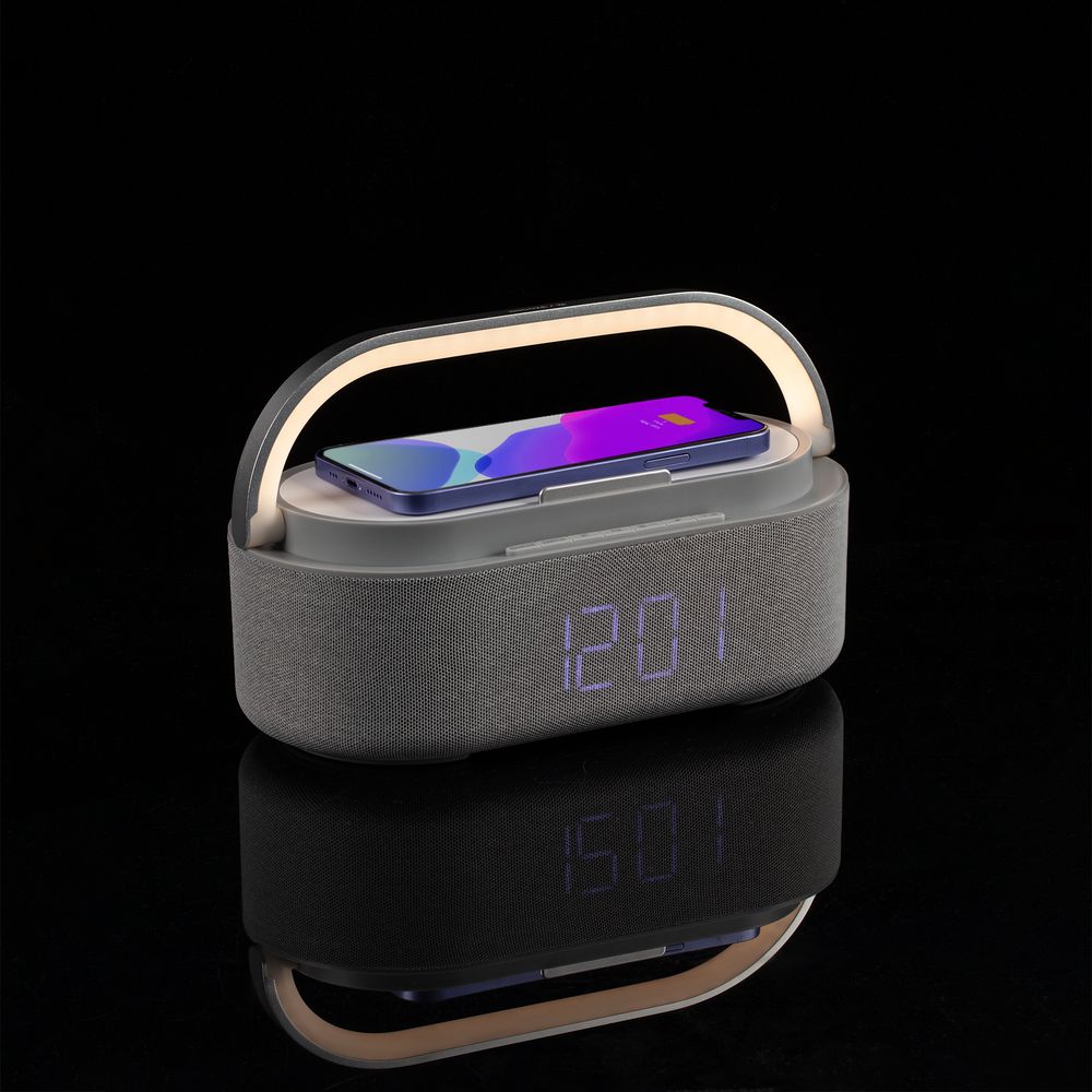 Колонка с часами и беспроводной зарядкой Veske, серая — изображение 13