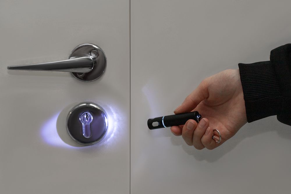 Брелок-фонарик Slide Ray, ver.2, черный — изображение 7