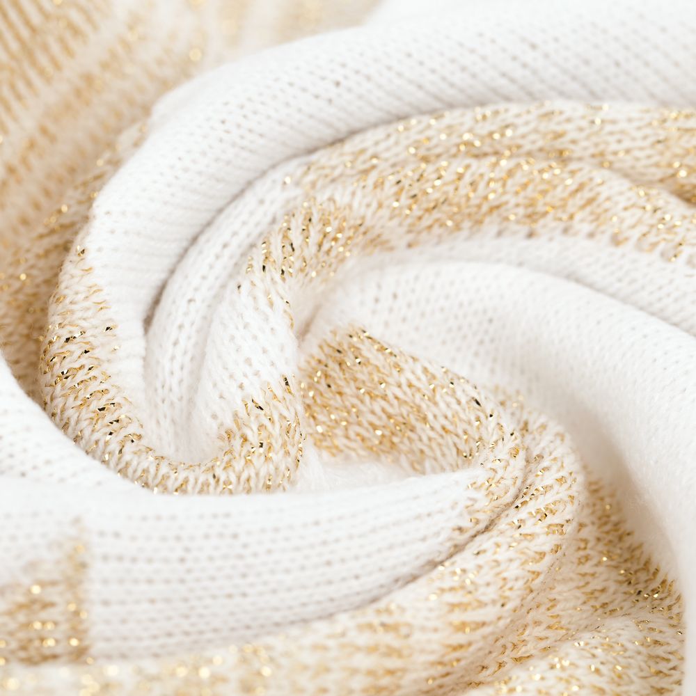 Плед «Танцующий лес», белый с золотистым — изображение 5