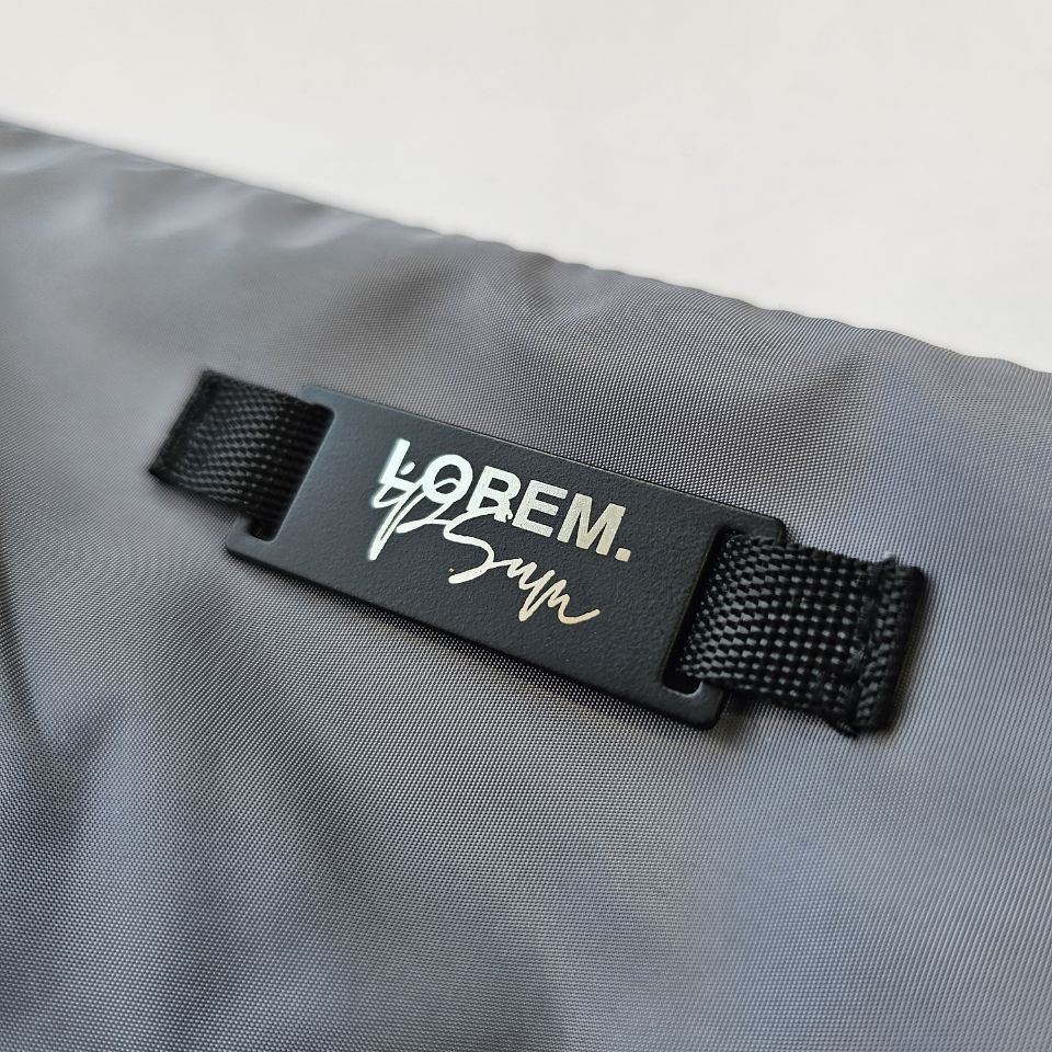 Шильдик металлический Kova, золотистый — изображение 5