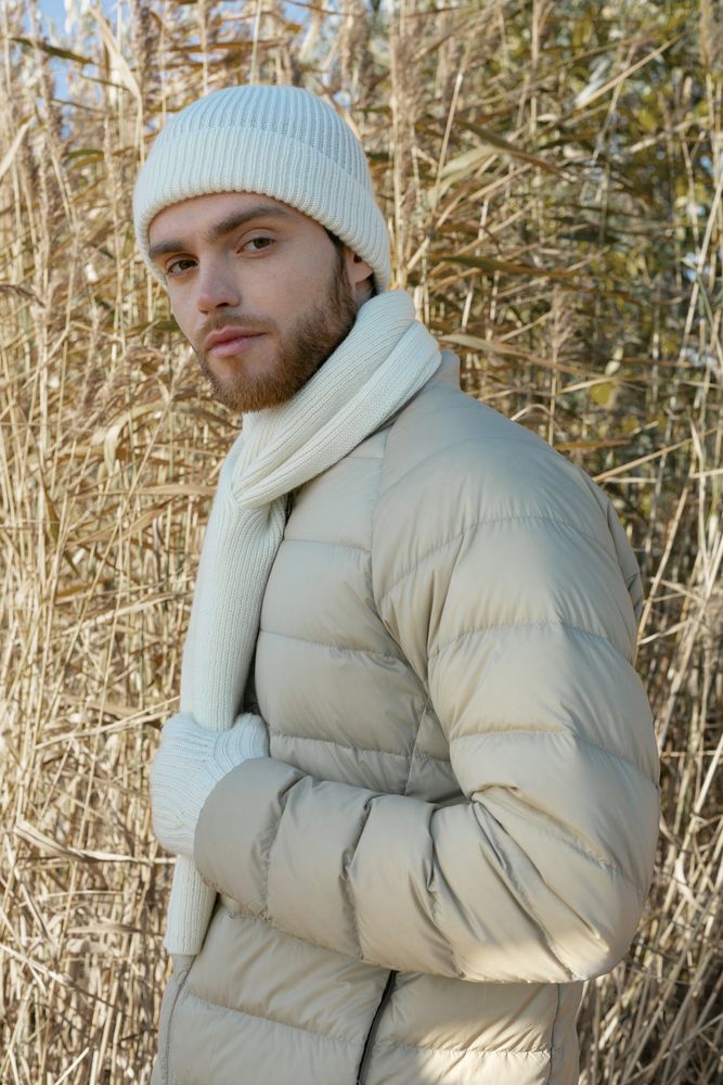 Шапка Bernard, молочно-белая (ванильная) — изображение 11