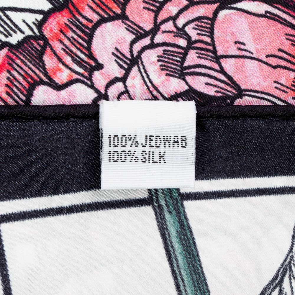 Платок шелковый Delicate, пионы — изображение 5