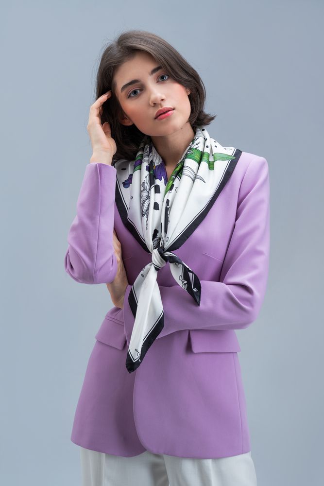 Платок шелковый Delicate, ирисы — изображение 8