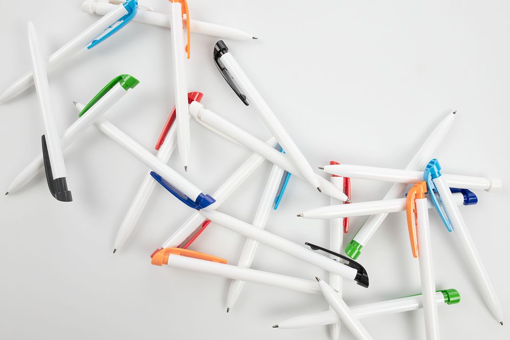 Ручка шариковая Favorite, белая с голубым — изображение 6