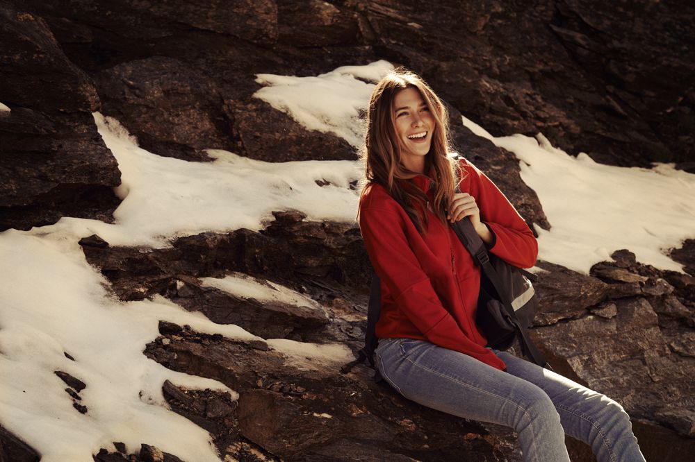 Куртка флисовая женская Sarasota, красная — изображение 3