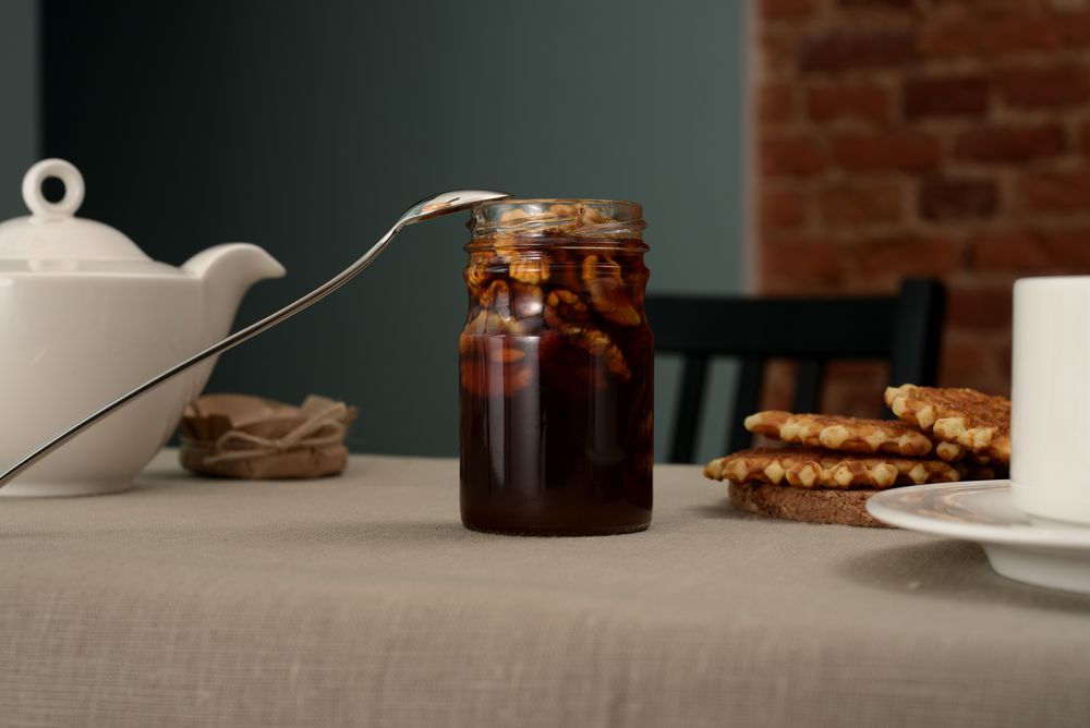 Мед Bee To Bear, с грецкими орехами — изображение 4