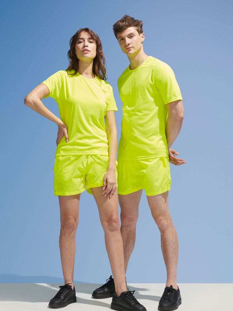 Футболка унисекс Sporty 140, красная — изображение 8