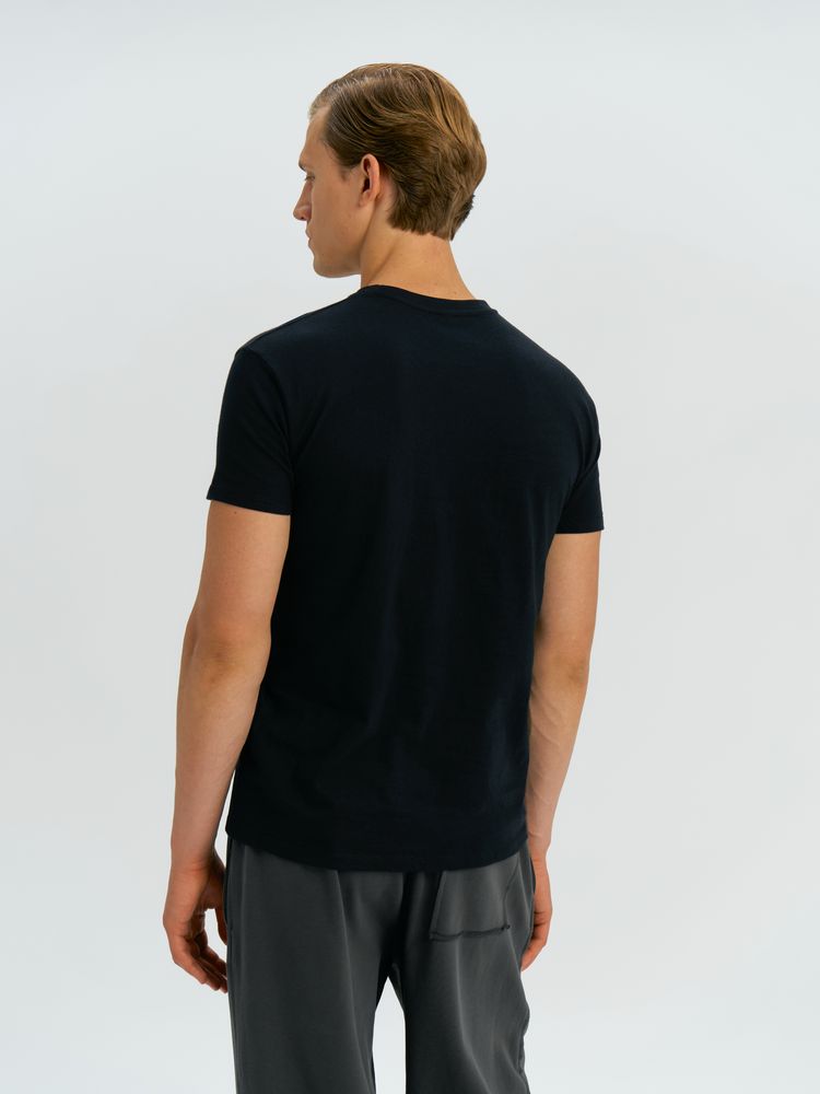 Футболка унисекс Regent 150, черная — изображение 8