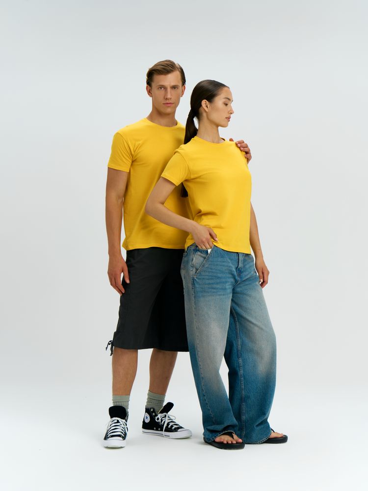 Футболка унисекс Regent 150, желтая — изображение 13