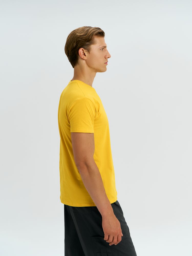 Футболка унисекс Regent 150, желтая — изображение 11