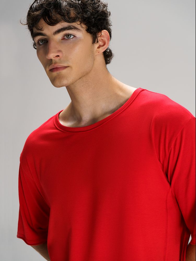 Футболка оверсайз унисекс Vozduh, красная — изображение 10