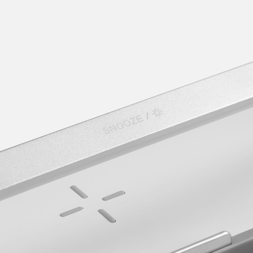 Колонка с часами и беспроводной зарядкой Veske ver.2, серая — изображение 8