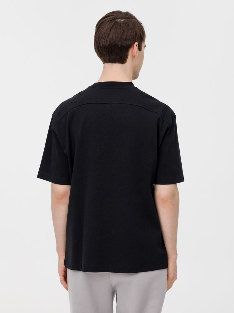 Футболка оверсайз унисекс Sideline, черная — изображение 15