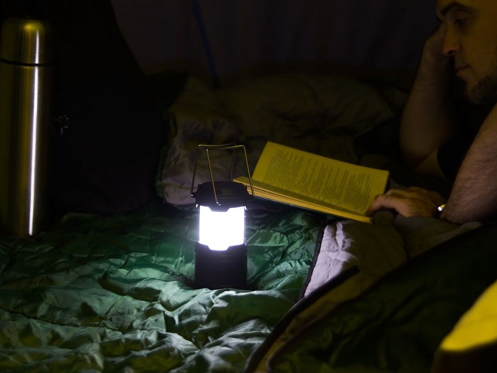 Кемпинговый фонарь с имитацией пламени Lindau Flame, черный — изображение 9